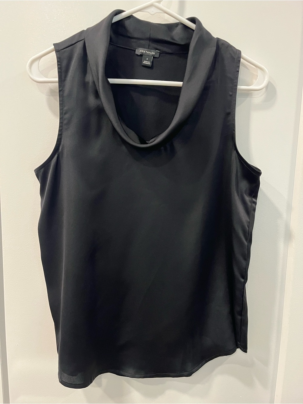 Ann Taylor Black Sleeveless Cowl Neck Top NWOT